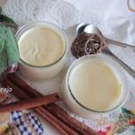 Домашний йогурт с конфитюром из инжира