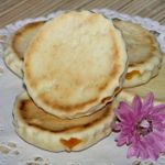 Пышки гороховые с курагой