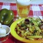 Жареный картофель с грибами и луком