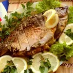 Фаршированный карп с соусом «Рыбный велюте»