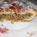 Пирог с яблоками, маком и грецкими орехами