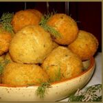 Творожные крокеты с укропом и чесноком