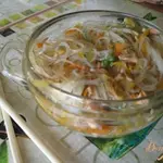 Фунчоза с лососем.