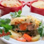 Гратин из свинины, картофеля и моркови