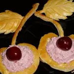 Слоеные вишенки