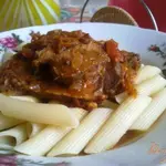 Пенне с соусом  говядиной