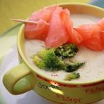 Крем-суп из картофеля и брокколи с сёмгой