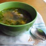 Суп с фрикадельками и зелёным горошком