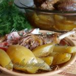 Ароматная и сочная курица запечённая с картофелем