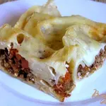 Лазанья из лумакони с мясным соусом по-мексикански