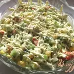 Салат с раковыми шейками.