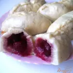 Вареники из творожного теста с вишней