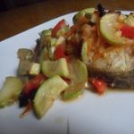 Рыба, запечёная в овощах