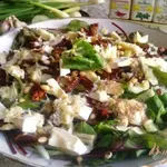 Салат с вялеными(сушеными) помидорами