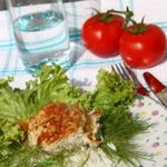 Рыбные биточки, запечённые в рыбном соусе