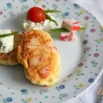 Закусочные оладушки с крабовым мясом