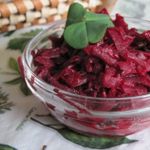 Теплый свекольно-морковный салат.