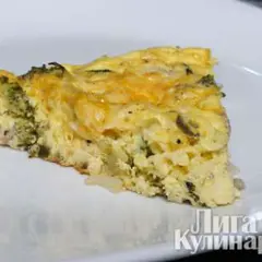 фото рецепта Фриттата с беконом и брокколи