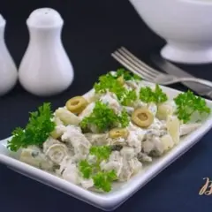 фото рецепта Салат с ананасами  Елена