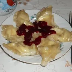 фото рецепта Вареники с творогом и изюмом