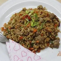 фото рецепта Рис с курицей и соевым соусом