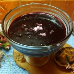 фото рецепта Густой соус из черной смородины