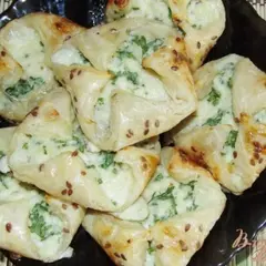 фото рецепта Слойки соленые с брынзой