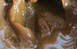 Я взяла готовую  вареную сгущенку.