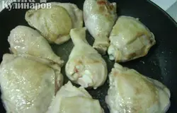 Обжарить на оливковом масле до золотистой корочки