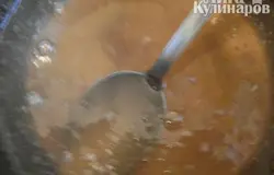 Желатин залить водой, оставить на полчаса