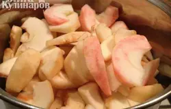 Складываем в кастрюлю