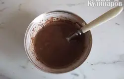 3 столовые ложки растительного масла и 1/3 ч.л. гашёной соды
