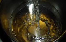 Сначала нам нужно подготовить воду.