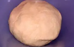 Теперь нам понадобится предварительно сделанное тесто.