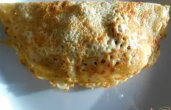 Накрываем начинку второй половиной блина.