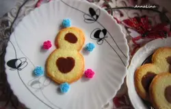 Готово! Печенья выходит очень много 15 таких восьмерок!Приятного аппетита!