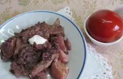 Готово! Если вы хотите, что бы картофель остался белым, тогда выложите его в самом конце.