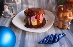 Готово! Сверху полить шоколадной глазурью.