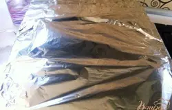 Закрываем фольгой сверху