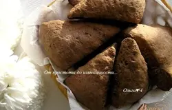 Выпекать при 250*С 10 минут, затем снизить температуру до 200*С и выпекать еще 10 минут.
