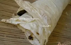 завернуть в рулет.