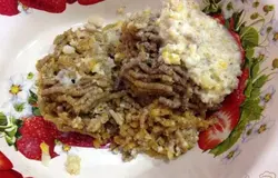 Курагу, изюм, орехи, лимон пропустить через мясорубку.