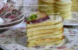 Готово! А теперь разрезаем на порции и подаем. Приятного аппетита! :)