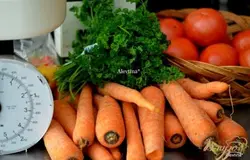 Готово! Банки с крышками стерелизуем заранее.  Приготовим овощи, помоем и почистим.