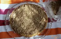 Посыпать частью вафельной крошки