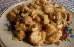 Готово! Очень вкусные грибочки получаются - нежные и ароматные.