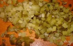 Так же поступаем и с бочковым огурцом.