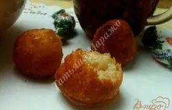 Готово! Подавать можно с любым вареньем по вкусу.Вкусного чаепития !