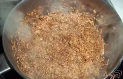 Льняное семя закипятить в 100 мл. воды.