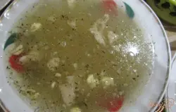 Готово! Заливаем бульоном. Остуживаем. Ставим в холодильник на 2 часа. До полного застывания.